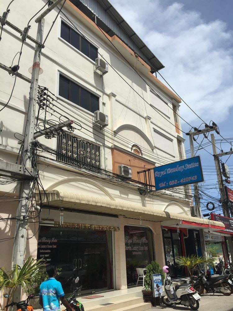 Royal Bombay Suites Jomtien Beach Exterior photo